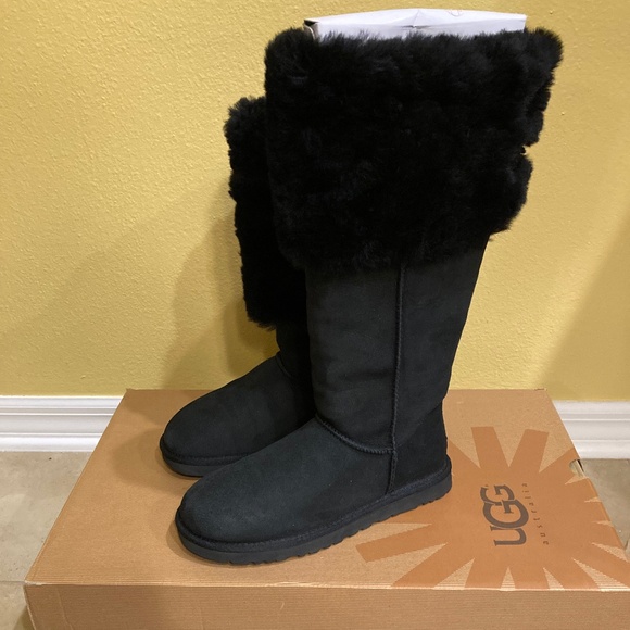 UGG OVER THE KNEE BAILEY BUTTON BOOTS BLACK SIZE 9 - Picture 1 of 16